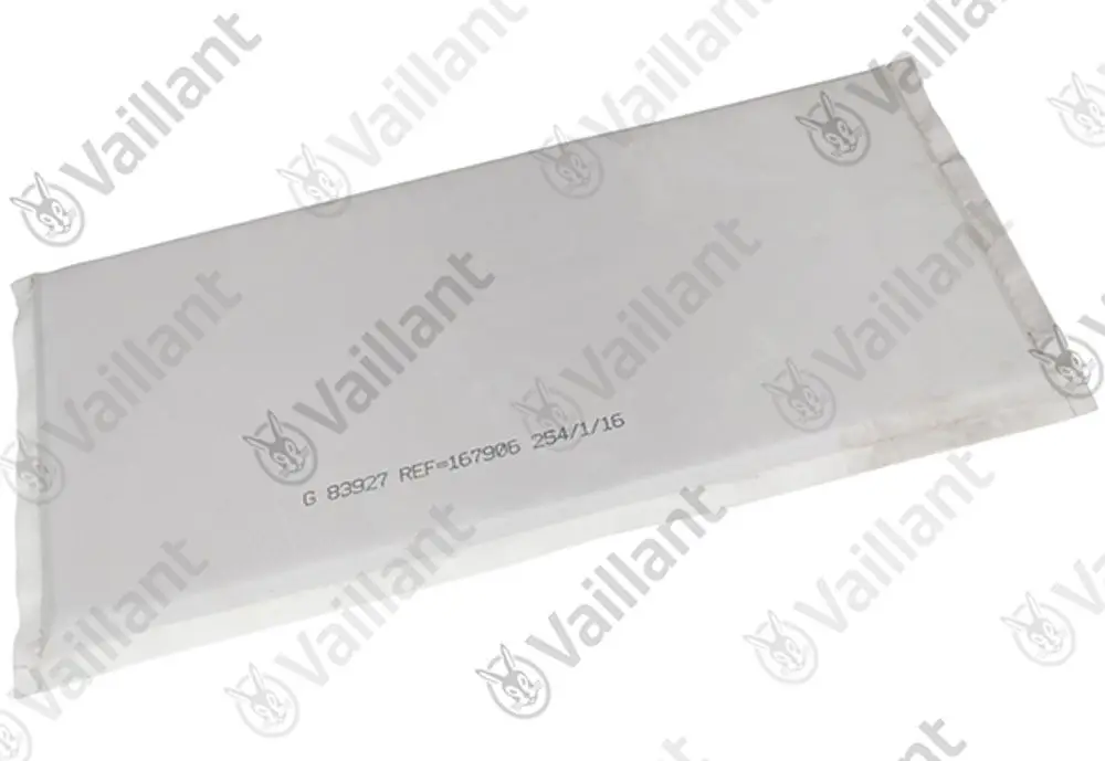 Vaillant Isolierwand in rechteckiger Form, verpackt in einer weißen Folie. Gezeigt wird die linke Seite.